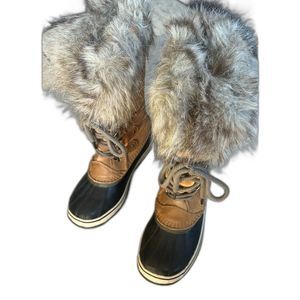 Sorel woman’s boots snow boots leather waterproof micro fleece lining size 7.5